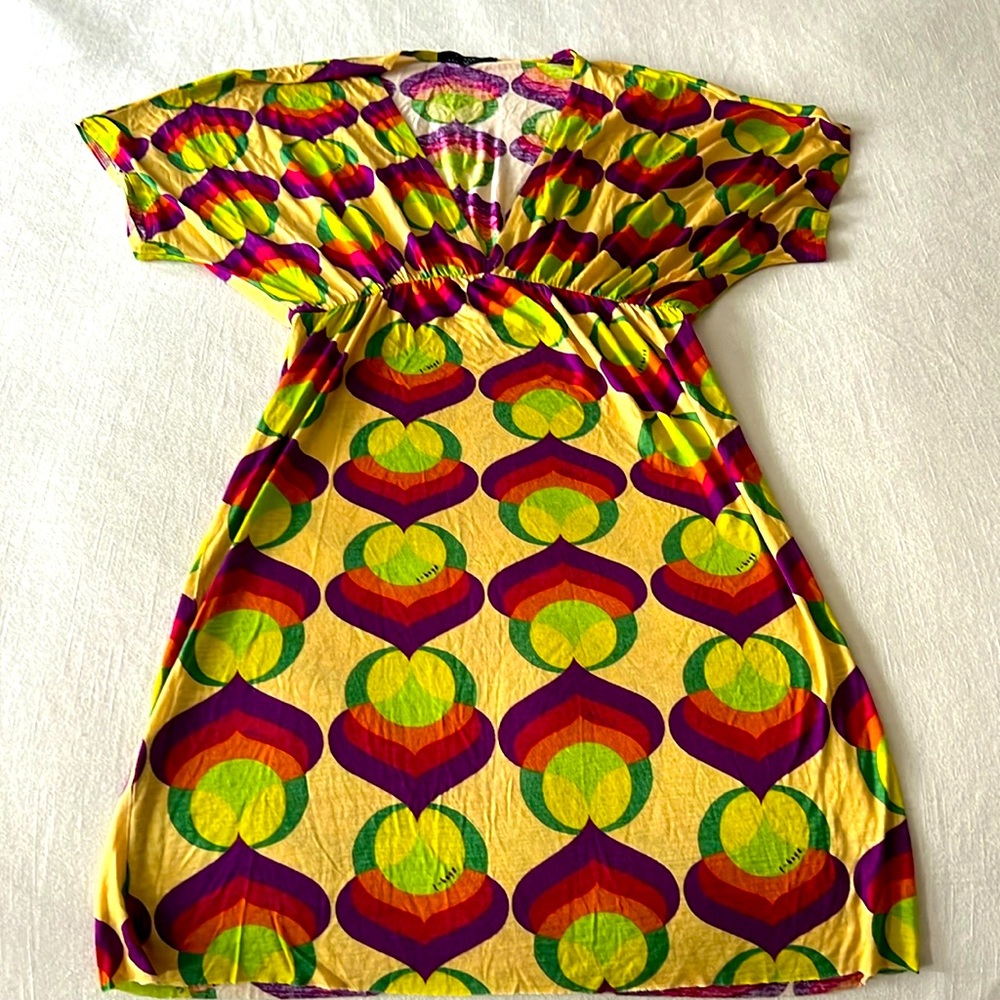 T bag Los Angeles V neck dress size S